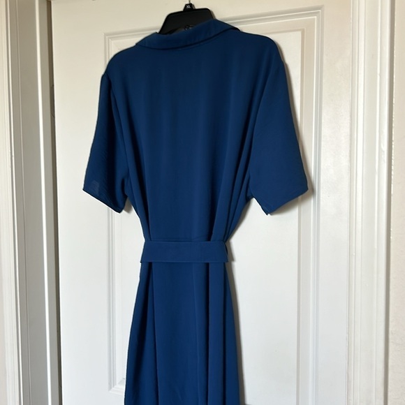 NWOT Love Blossom 3X shirt dress with tie sash and sleeve tabs in royal blue - Picture 8 of 13